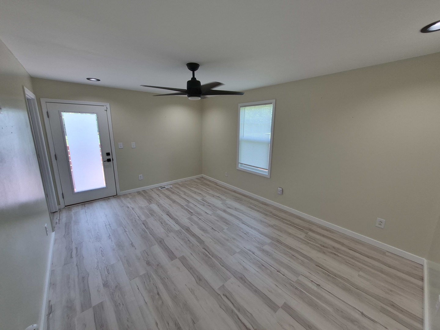 509 W Maple Street Property Photo 13