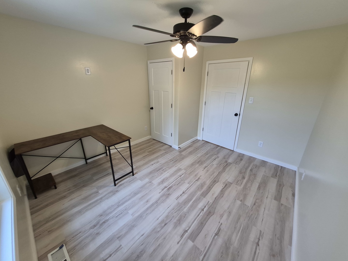 509 W Maple Street Property Photo 18