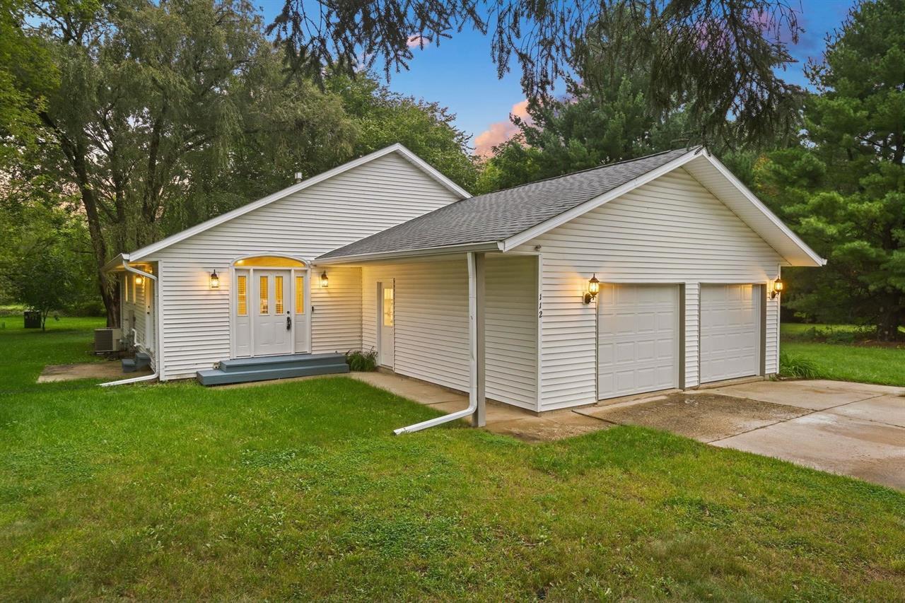 112 Liverpool Drive Property Photo 1