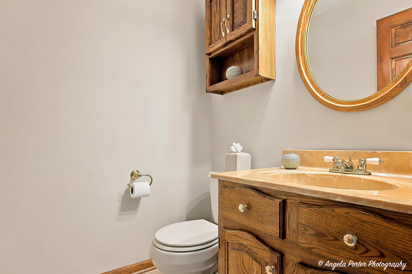 2312 N Long Lane Property Photo 8