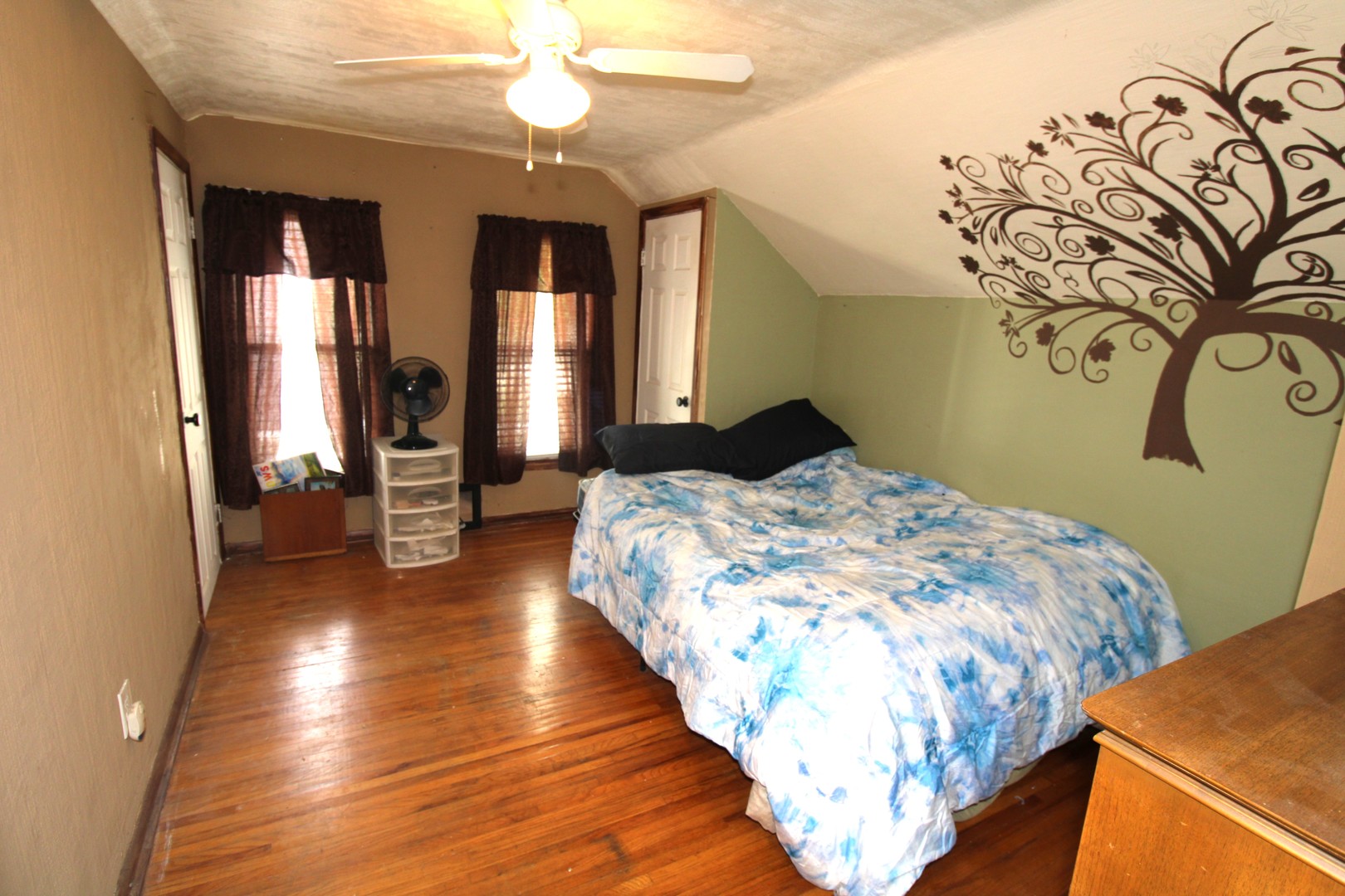 512 E High Street Property Photo 13