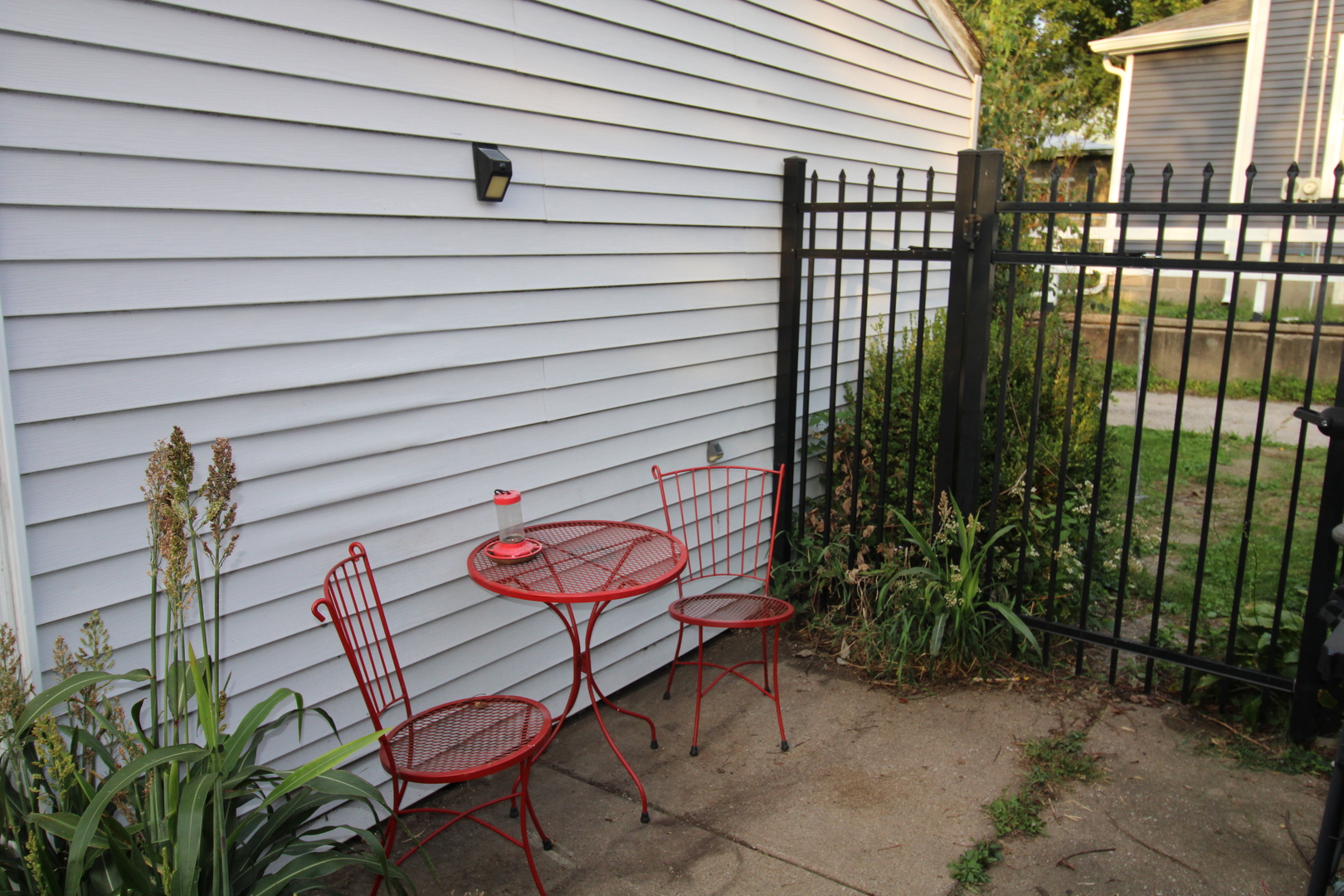 512 E High Street Property Photo 18