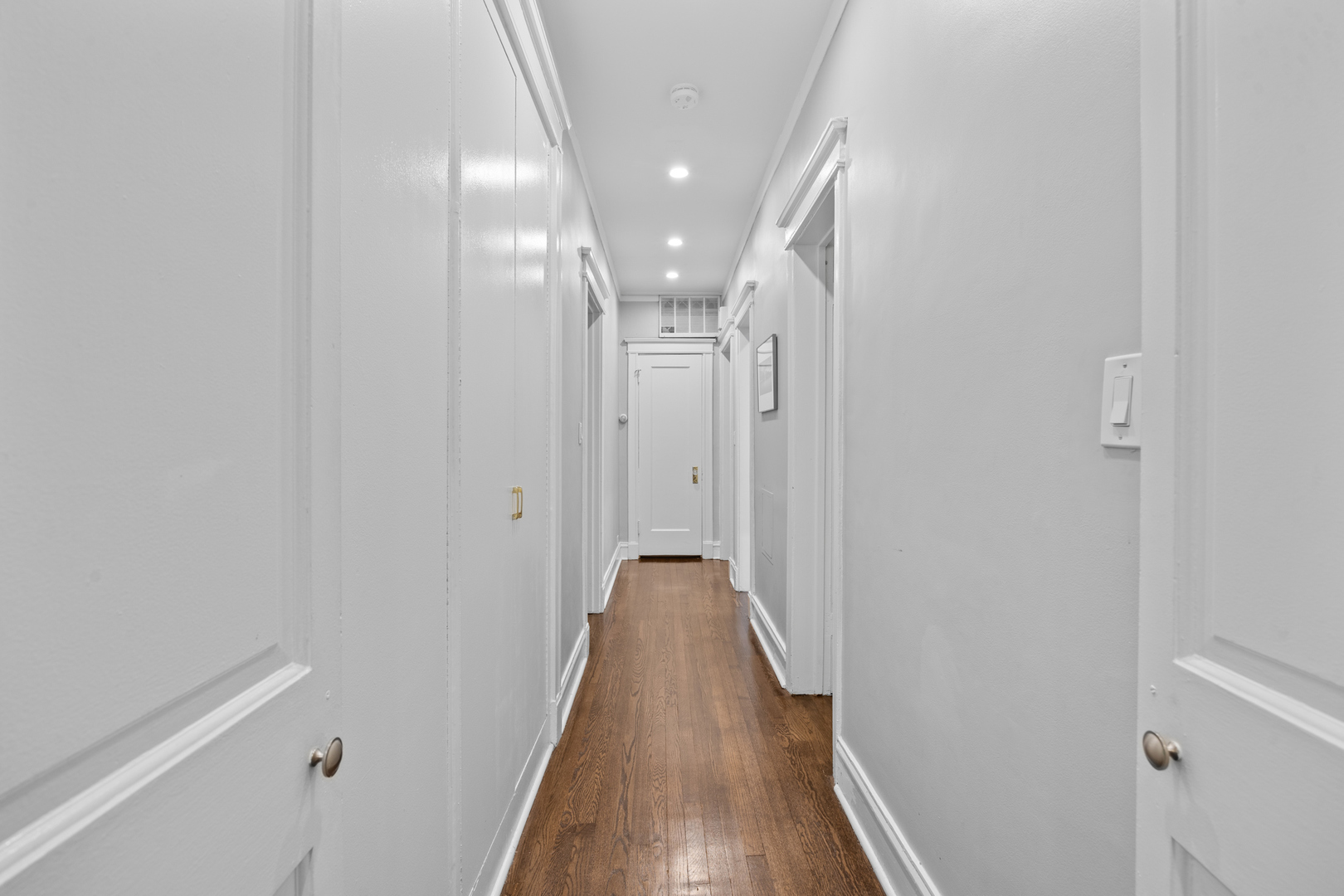 425 W Briar Place 1e Property Photo 15
