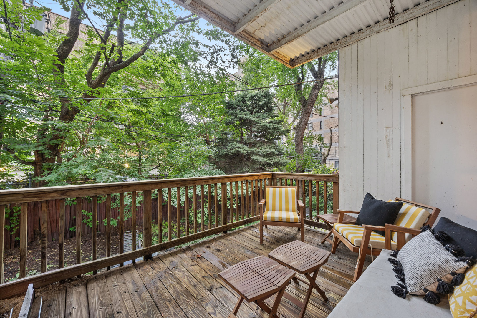 425 W Briar Place 1e Property Photo 22