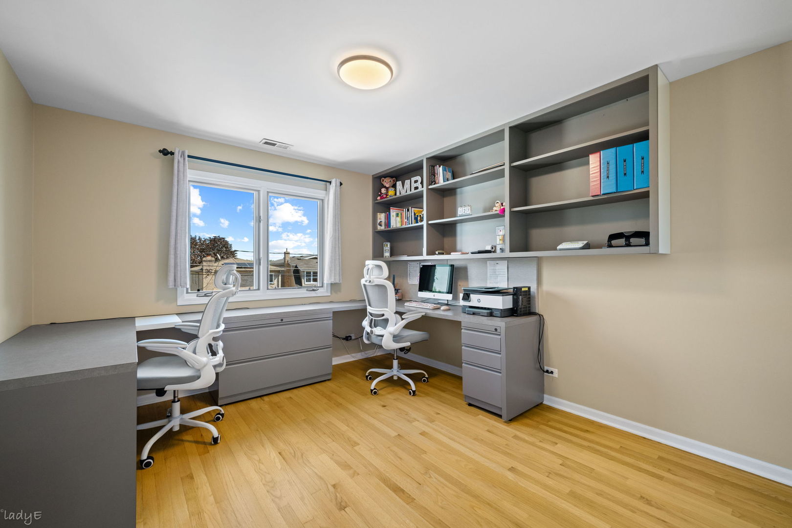 4529 N Sayre Avenue Property Photo 23