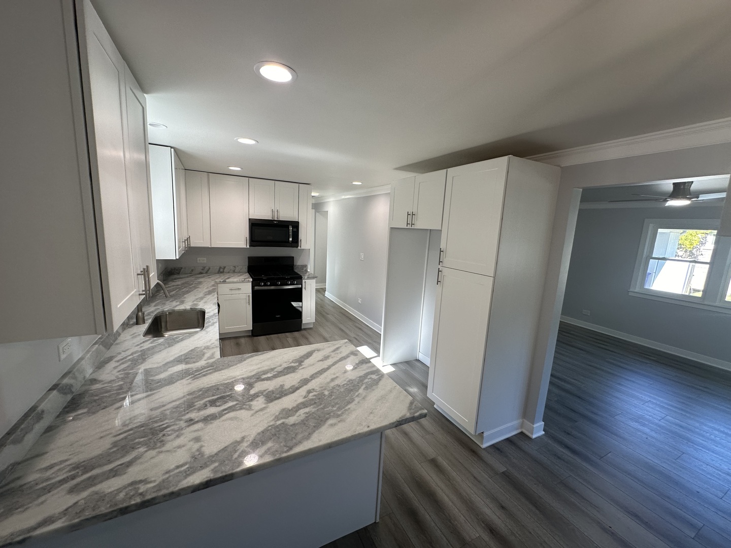 326 Indian Drive Property Photo 5