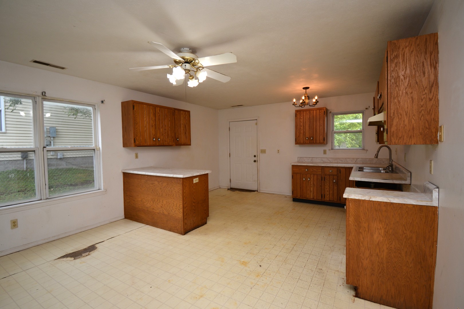 27 Partner Place Property Photo 6