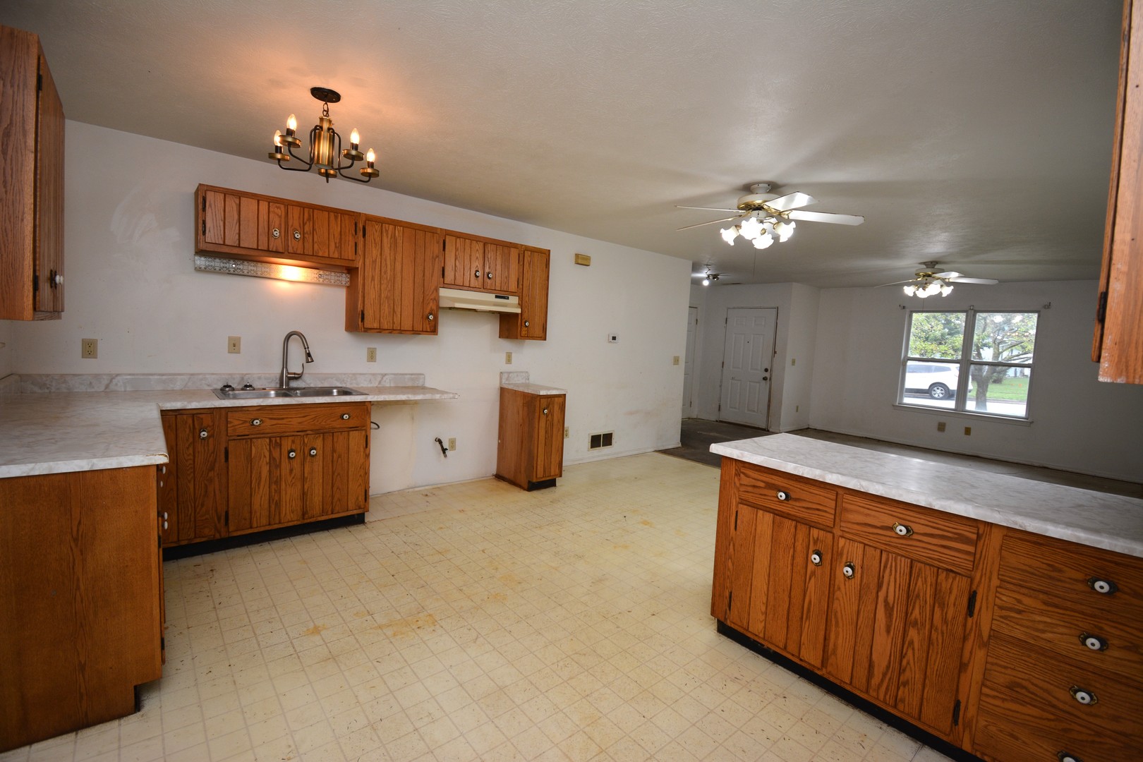 27 Partner Place Property Photo 7