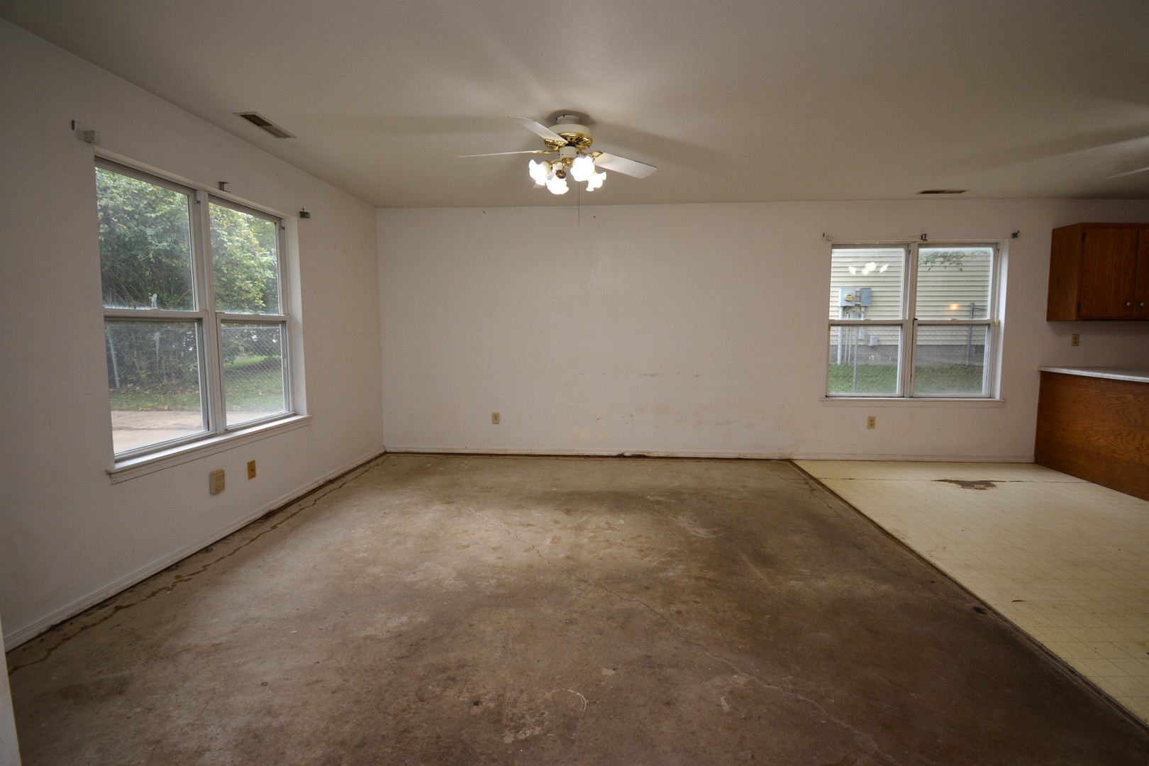 27 Partner Place Property Photo 11
