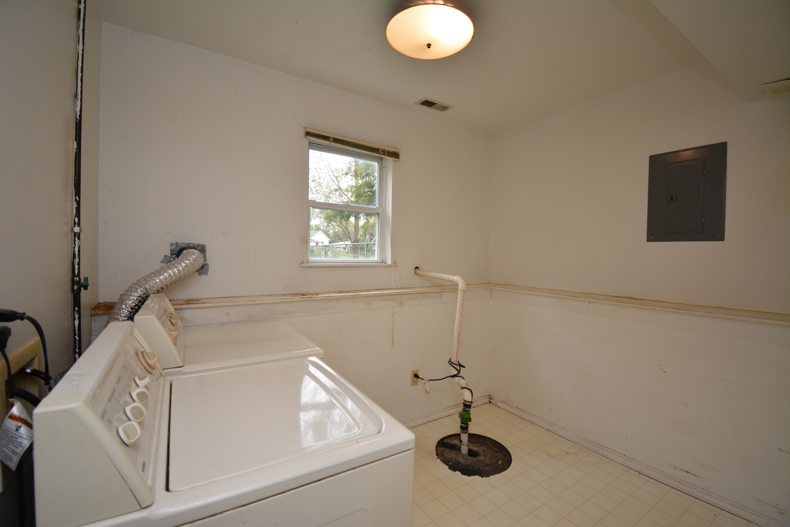 27 Partner Place Property Photo 15