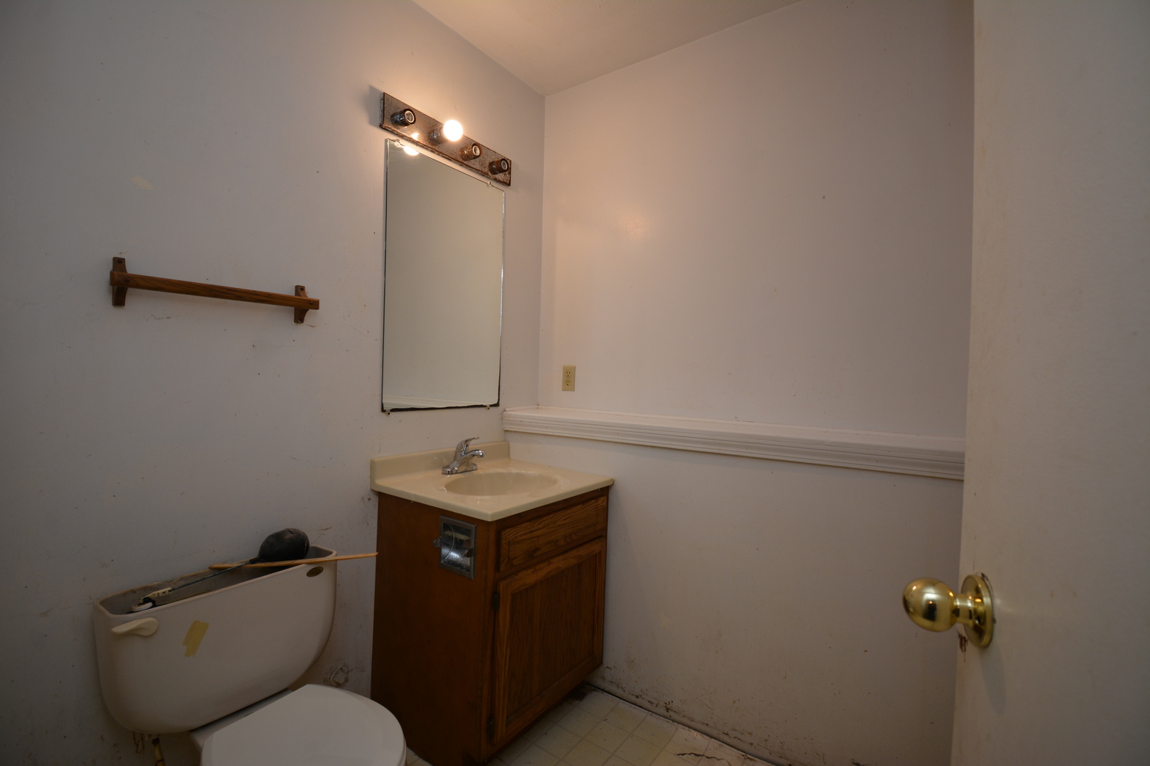 27 Partner Place Property Photo 17