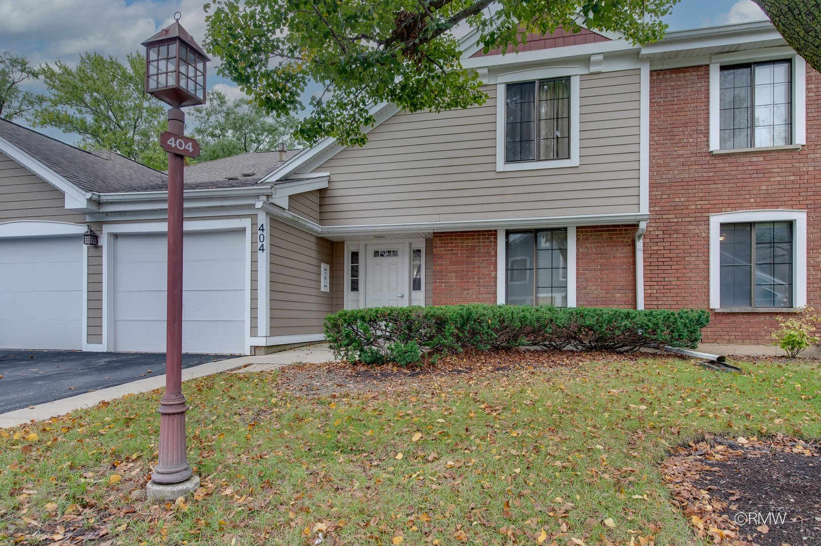 404 Sandalwood Lane A2 Property Photo 2