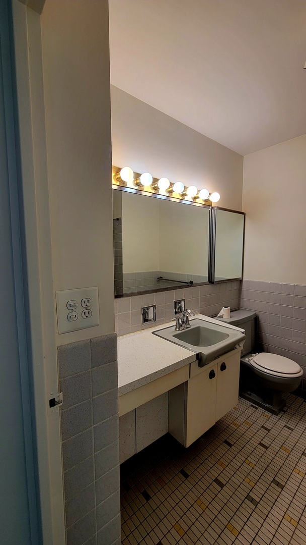5701 N Sheridan Road 5u Property Photo 12