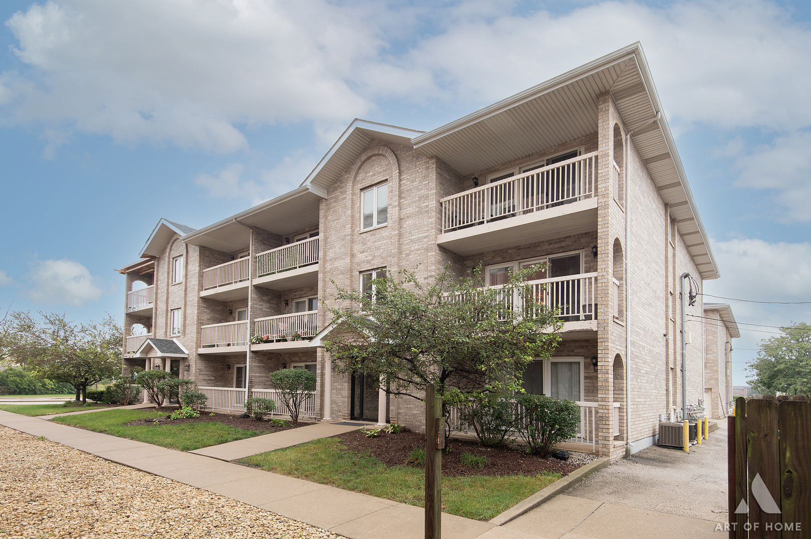 6644 W 65th Street 2n Property Photo 1
