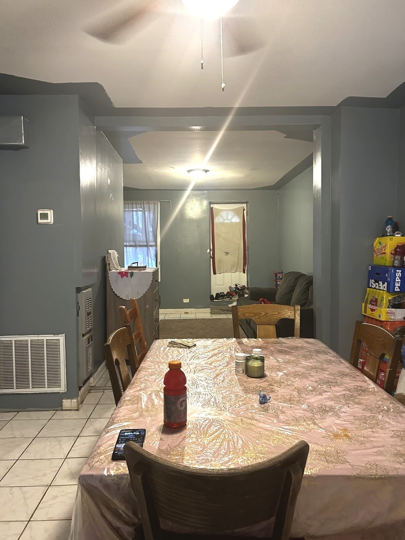 2708 S Kildare Avenue Property Photo 4
