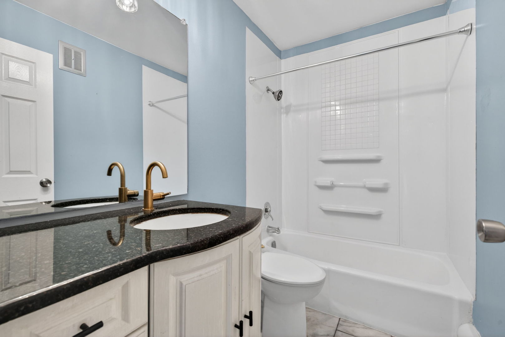 9540 Mayfield Avenue S307 Property Photo 4