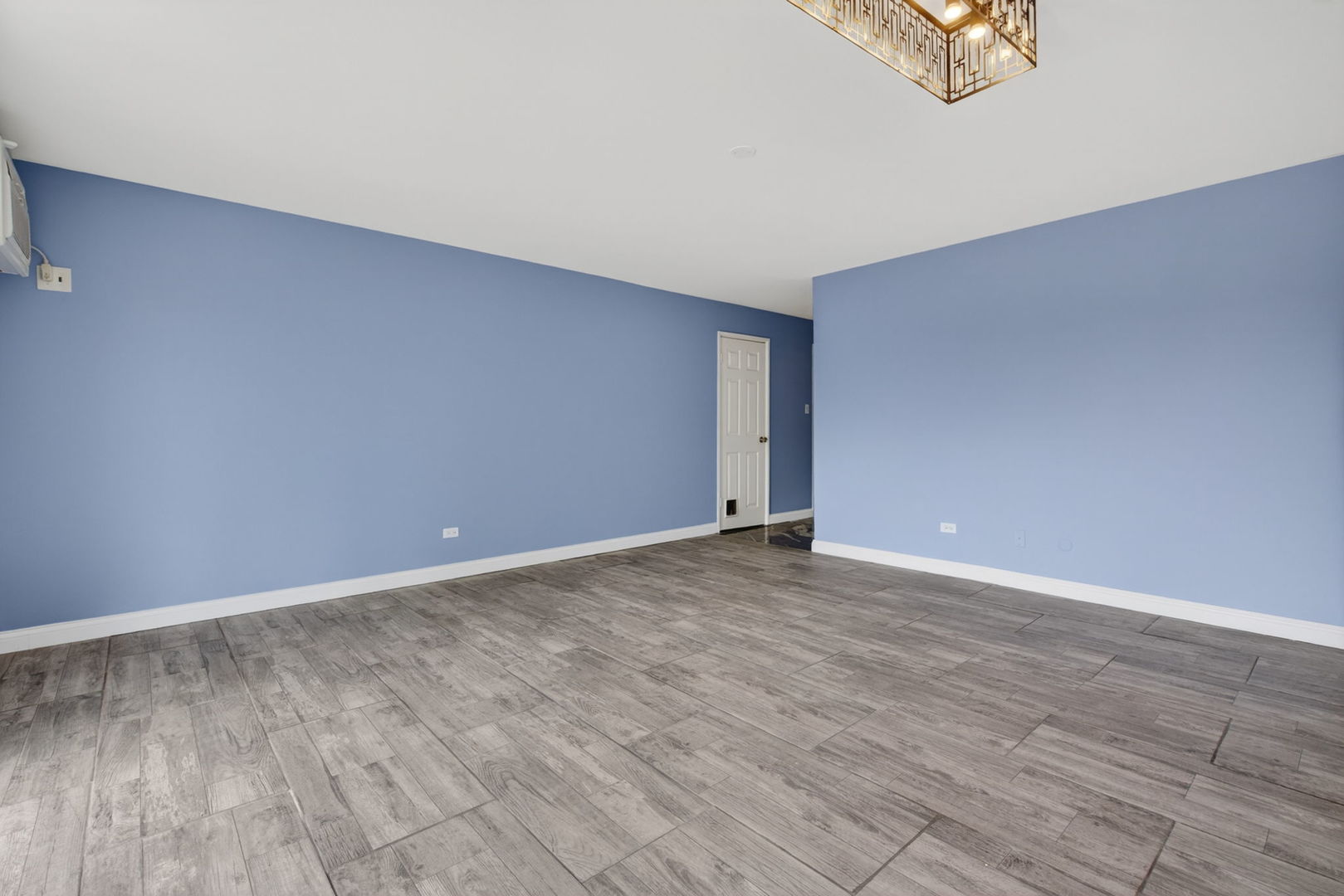 9540 Mayfield Avenue S307 Property Photo 14