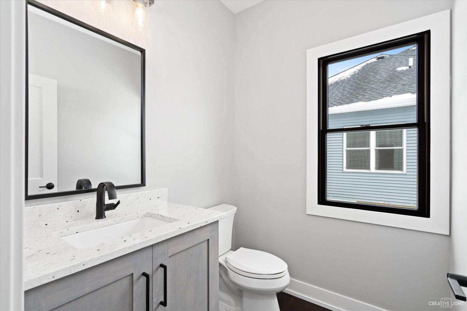 677 Cumberland Lane Property Photo 11