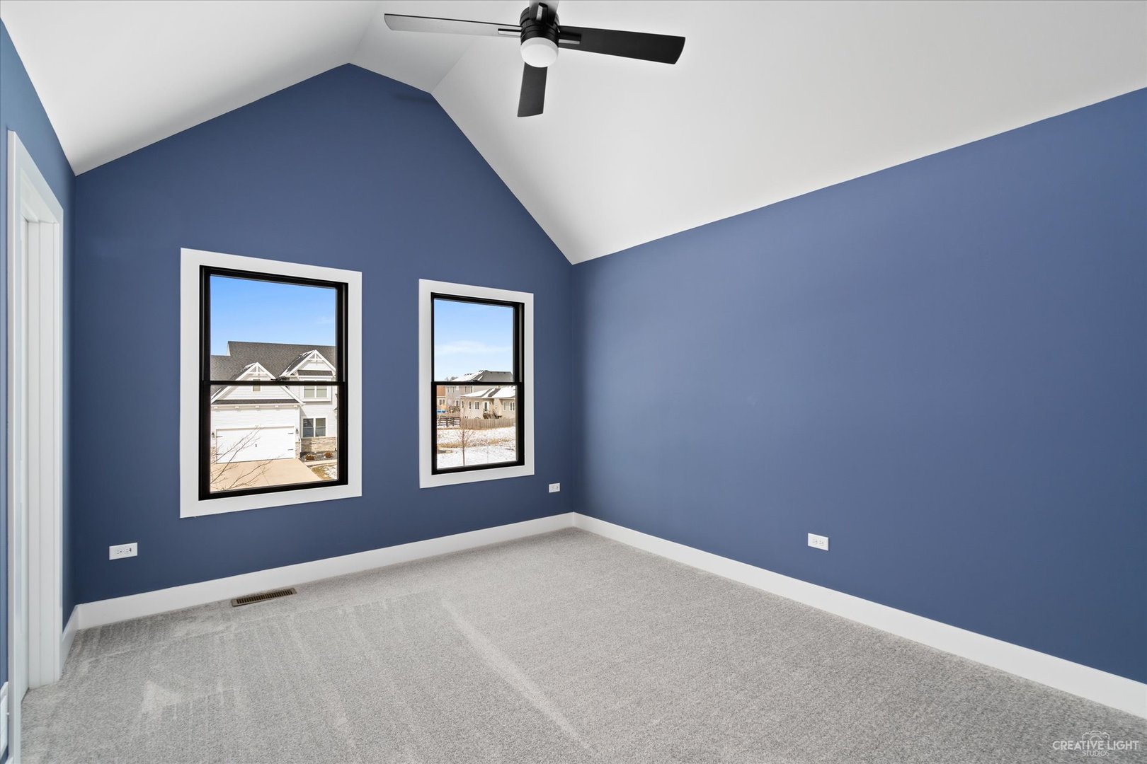 677 Cumberland Lane Property Photo 17