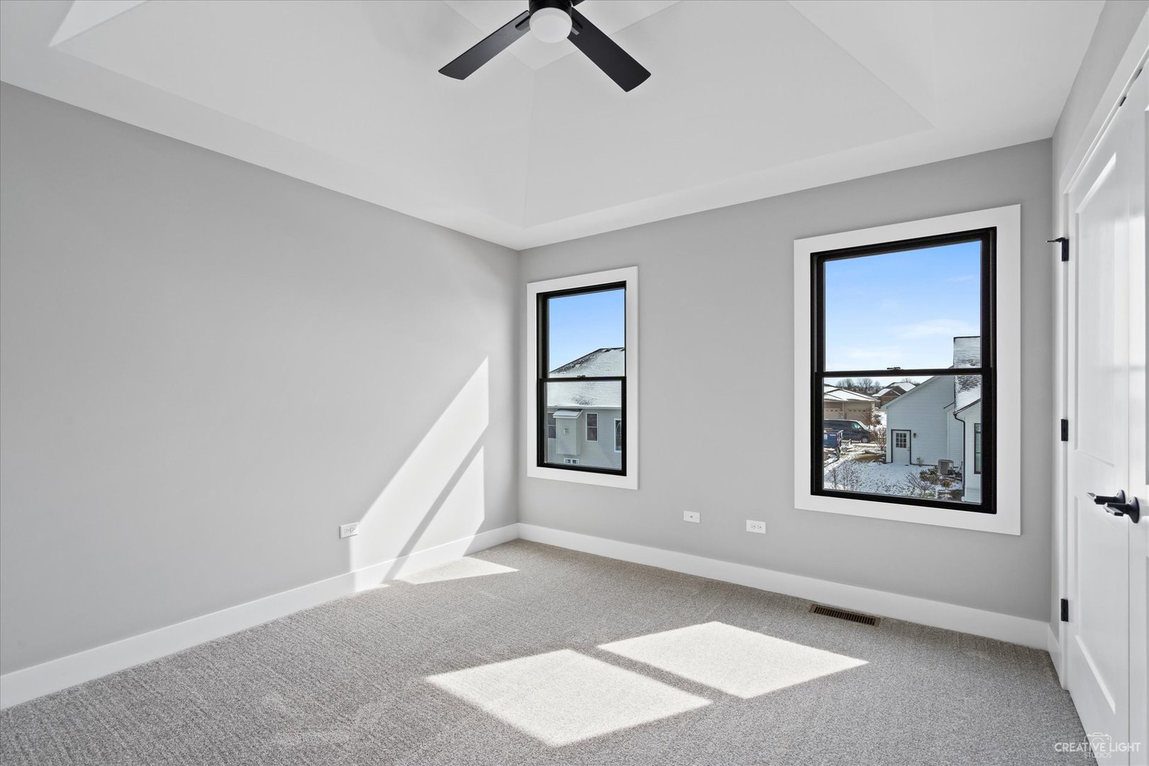 677 Cumberland Lane Property Photo 19