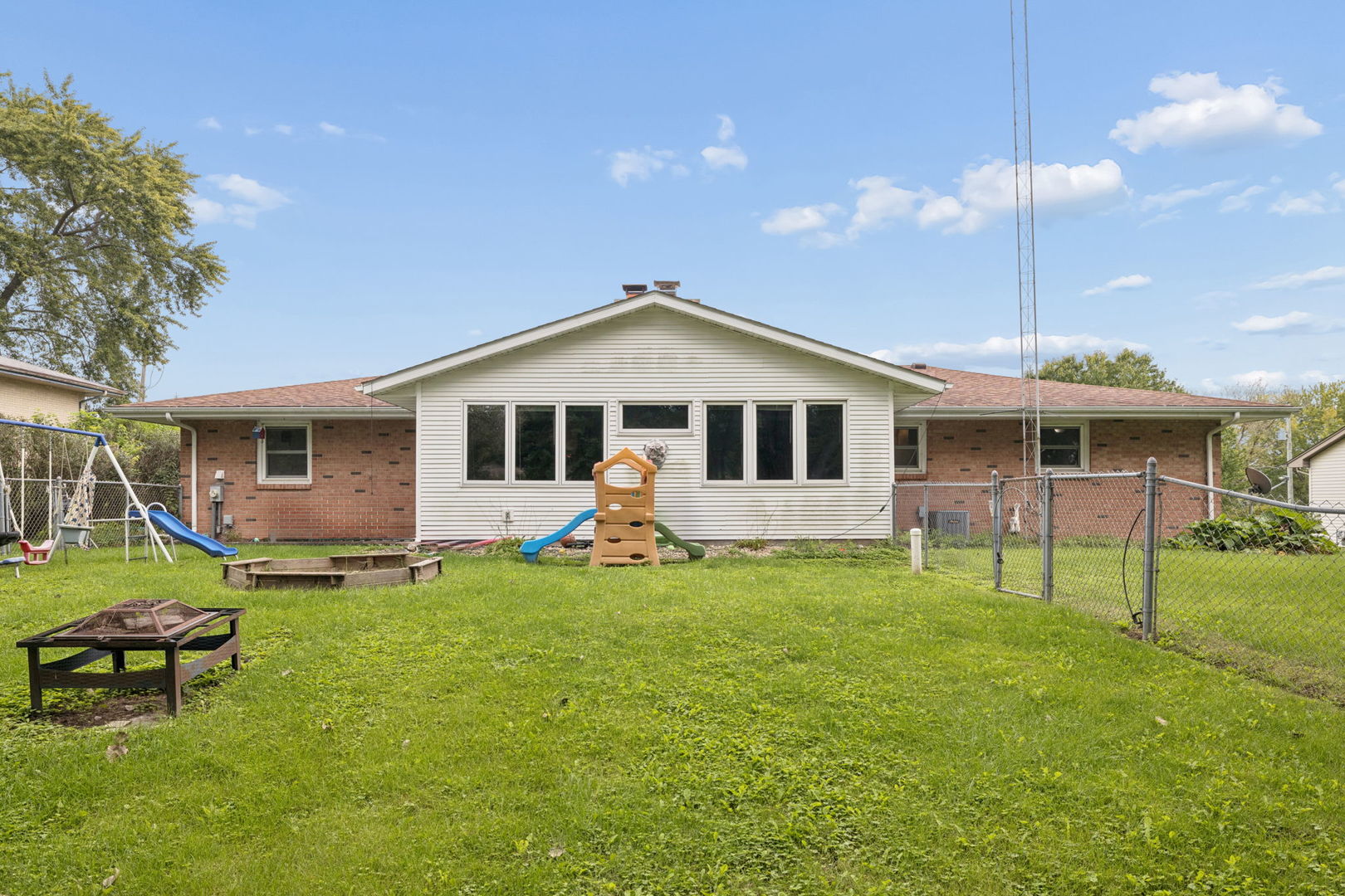 8598 Olson Road Property Photo 2