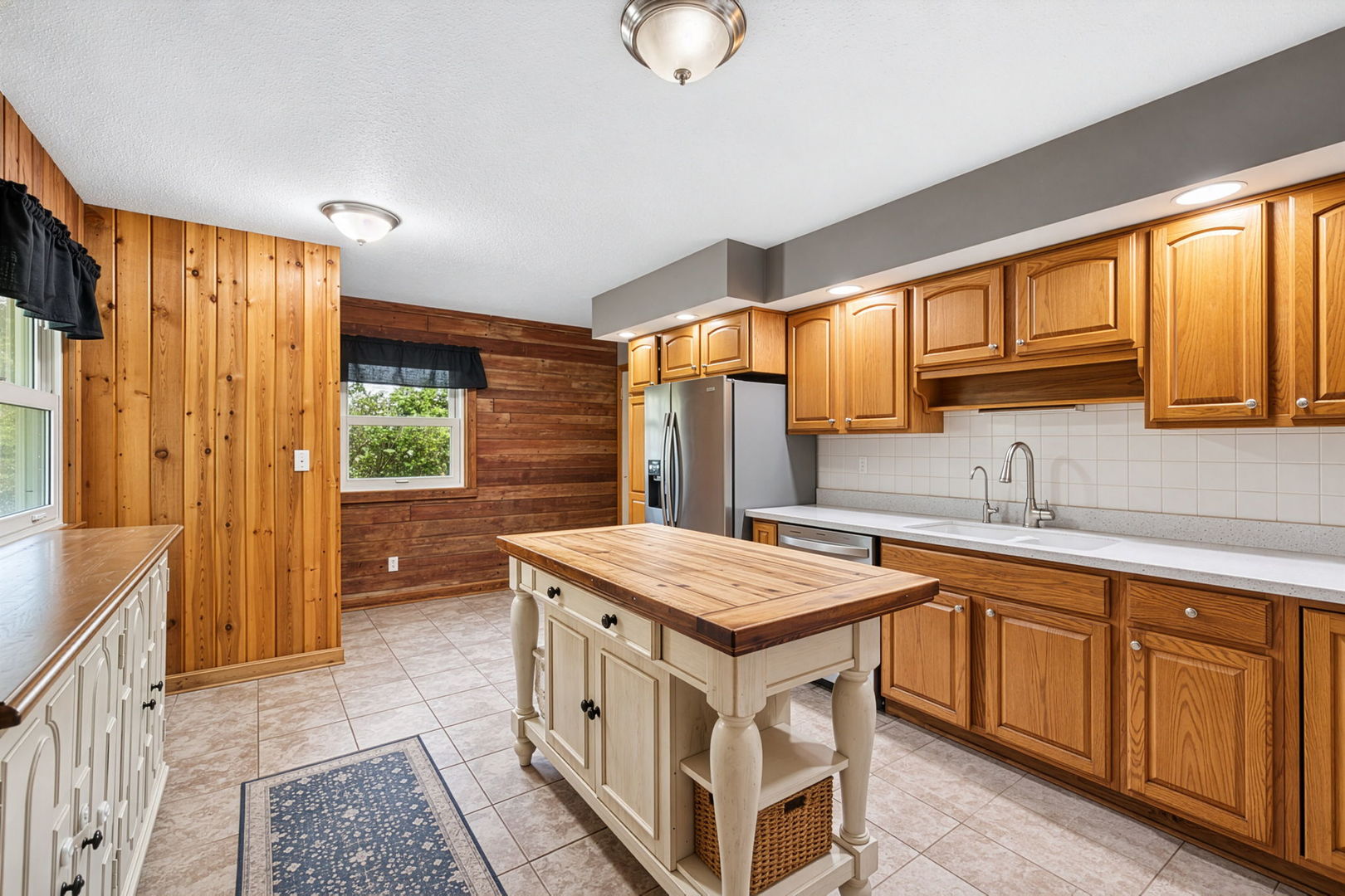 8598 Olson Road Property Photo 8