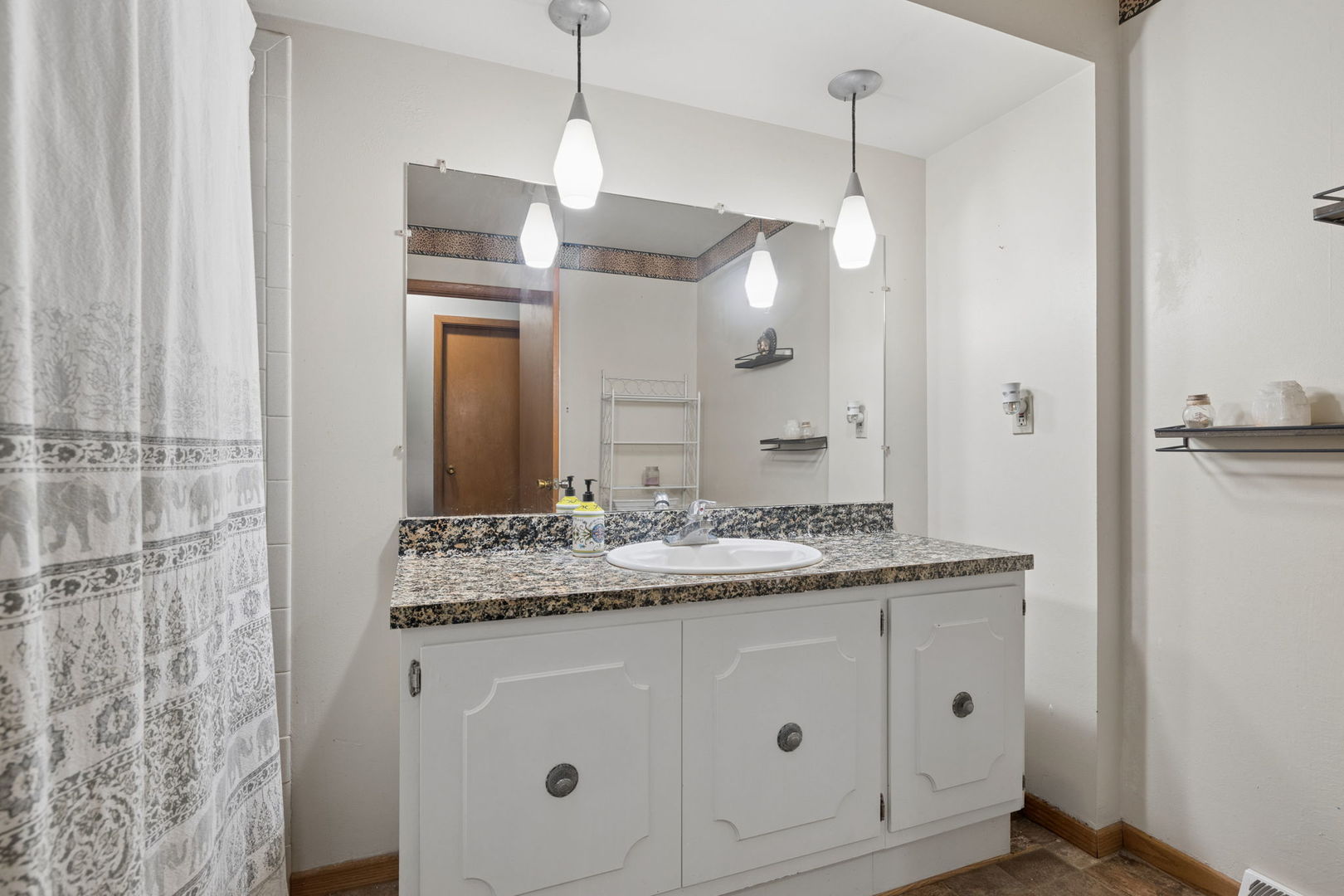 8598 Olson Road Property Photo 19