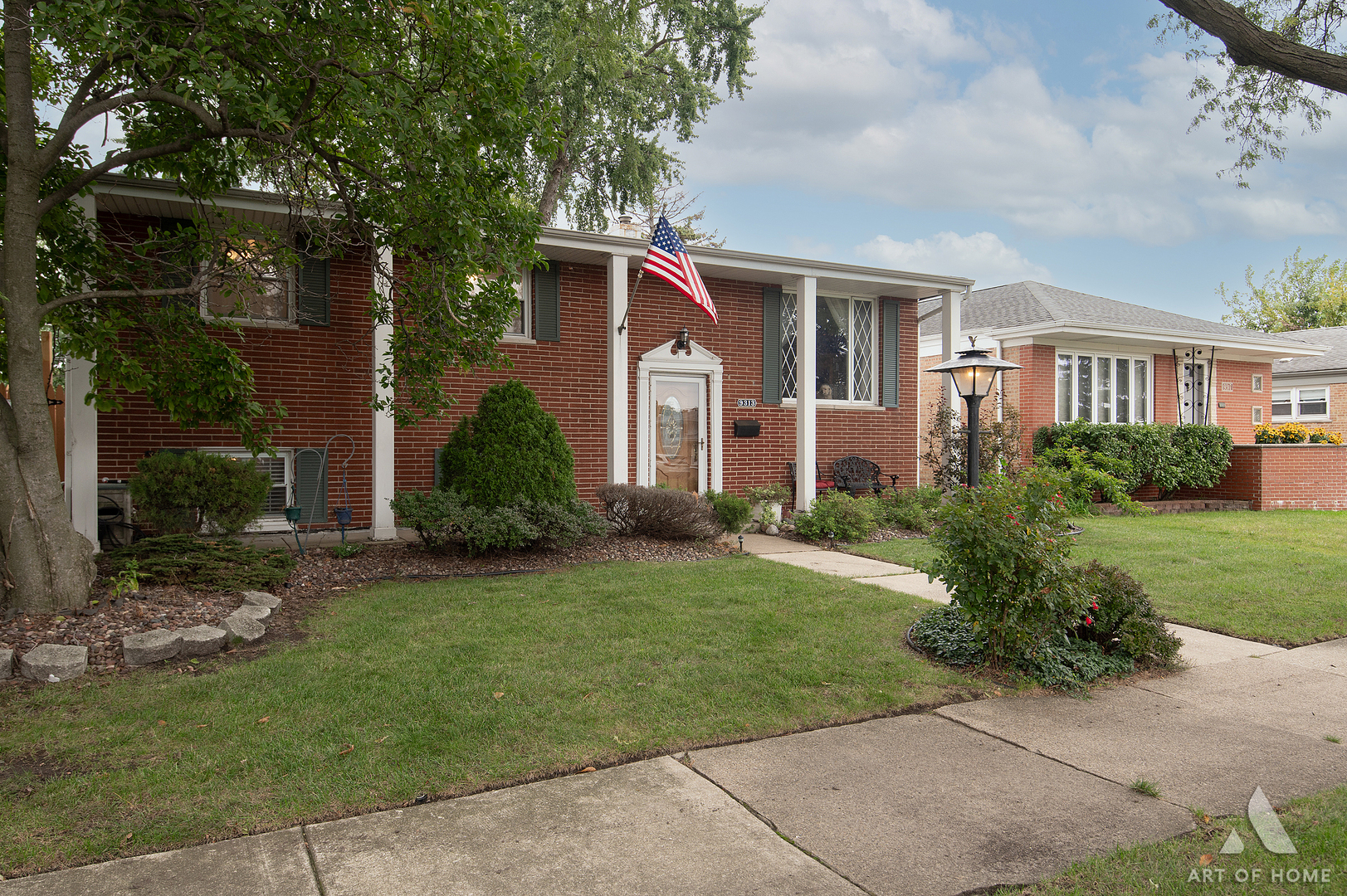 9313 Parkside Avenue Property Photo 4