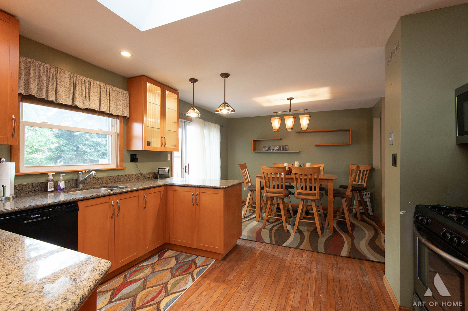 9313 Parkside Avenue Property Photo 14