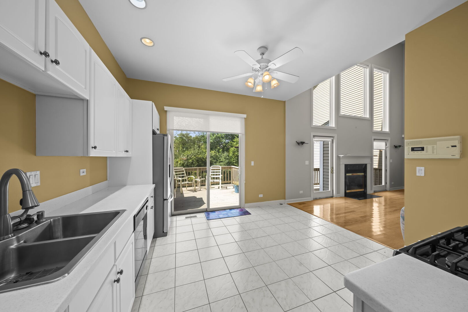 1296 S Falcon Drive Property Photo 4