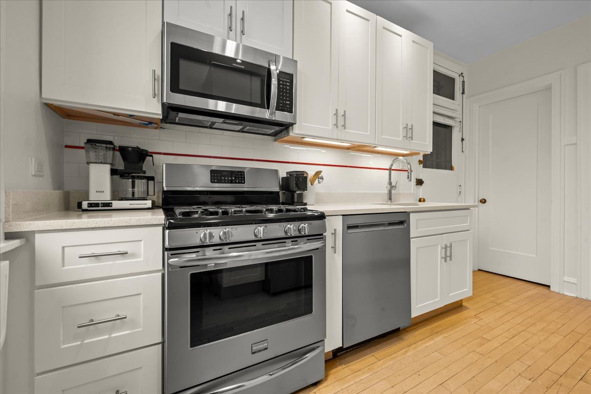 906 Greenwood Street 3e Property Photo 10