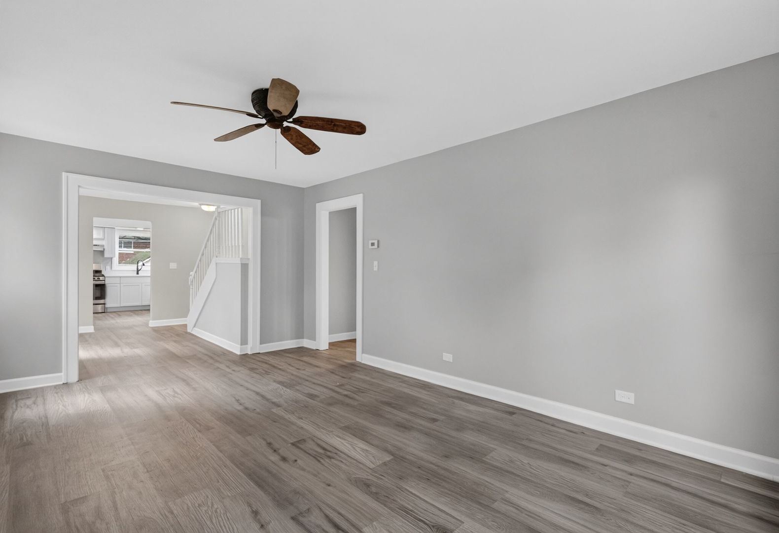 16146 S Lawrence Street Property Photo 5