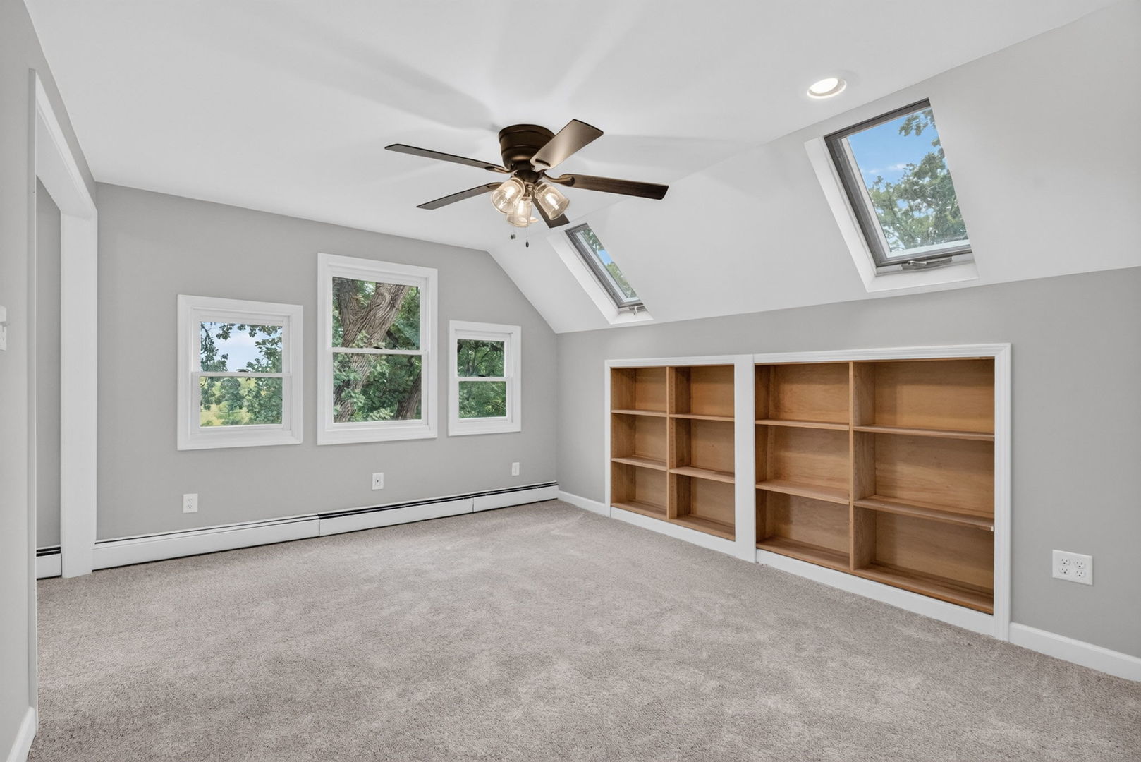16146 S Lawrence Street Property Photo 23