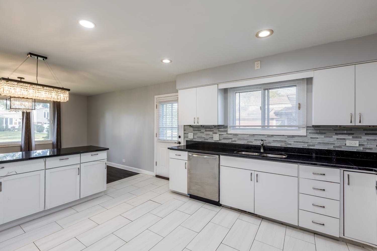 7851 W Church Street Property Photo 13