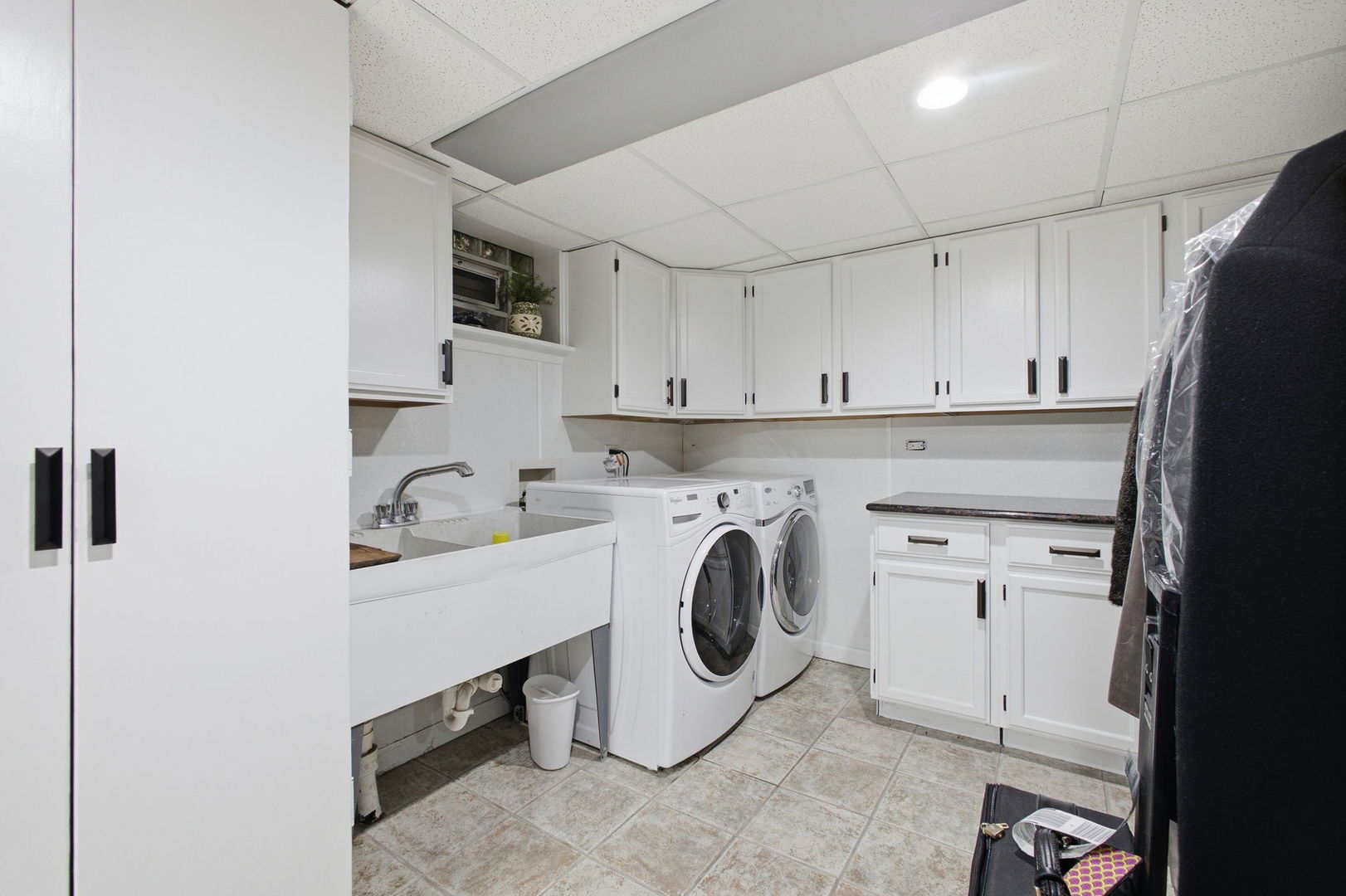 8040 Chippewa Trail Property Photo 30