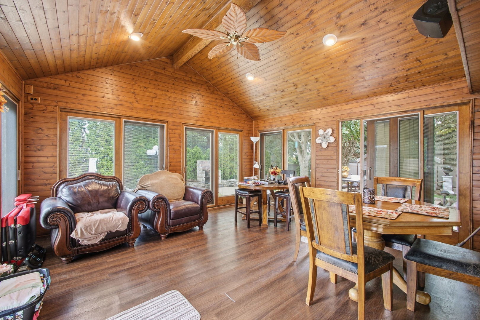8040 Chippewa Trail Property Photo 32