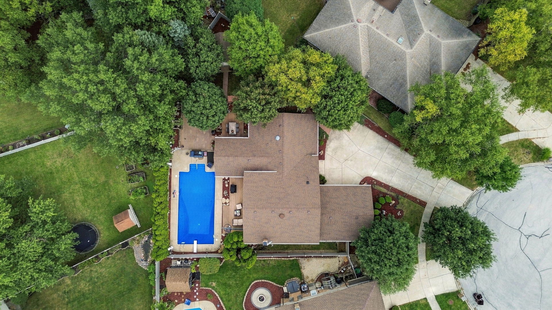 8040 Chippewa Trail Property Photo 43