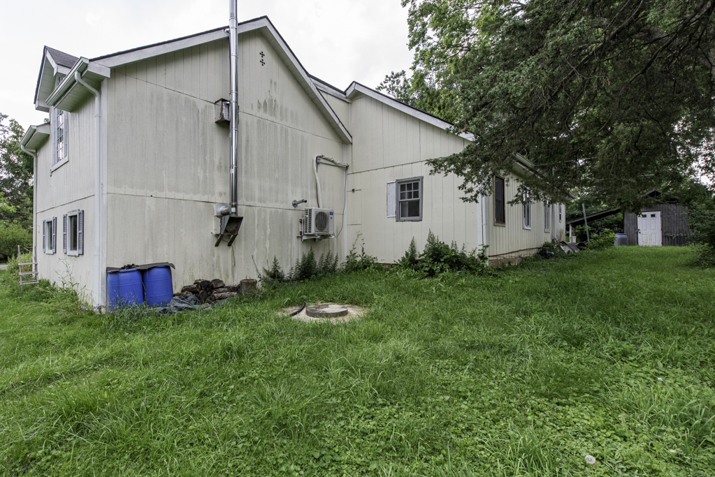 39056 N Poplar Street Property Photo 20