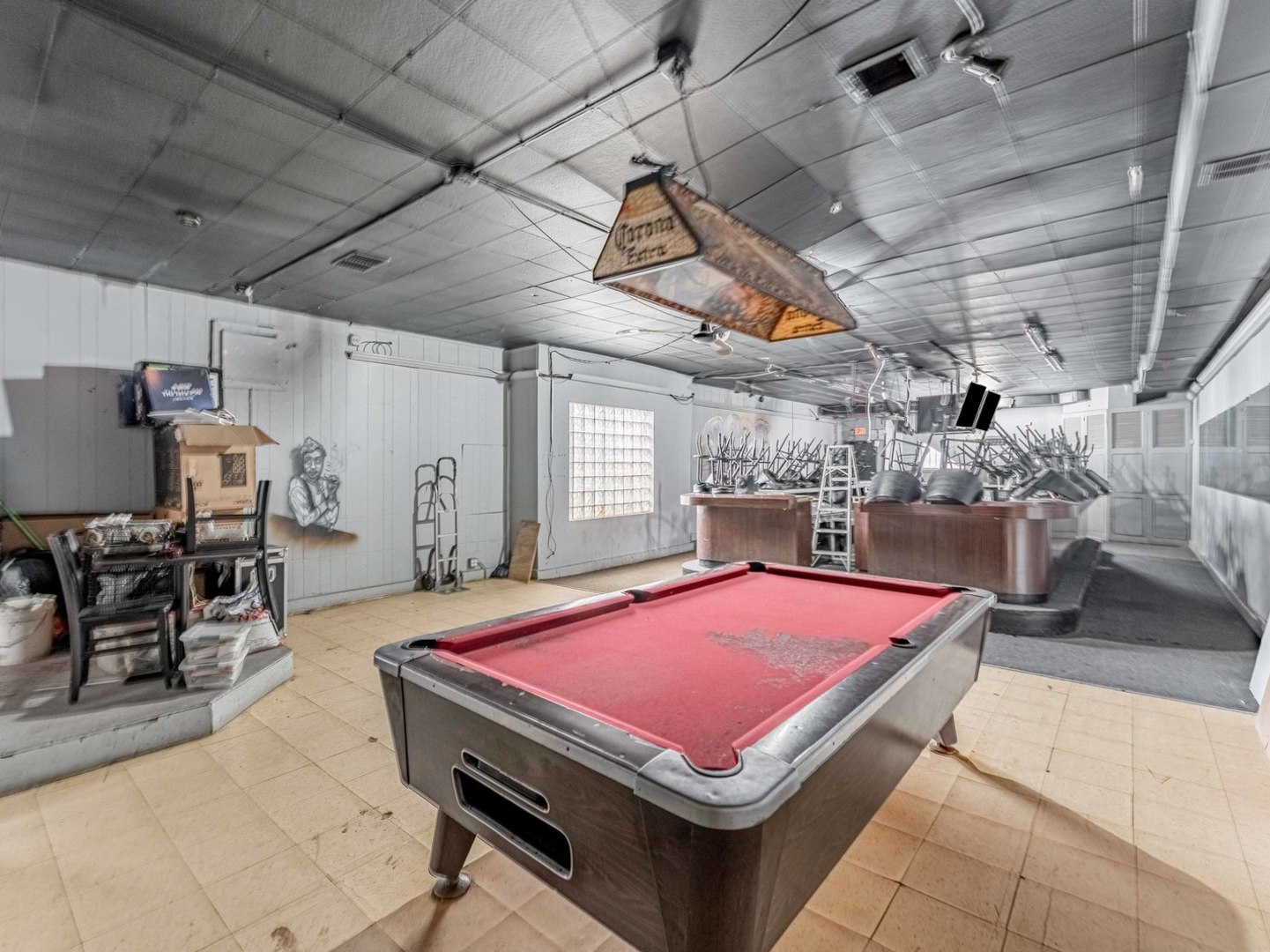 6105 S Archer Road Property Photo 4