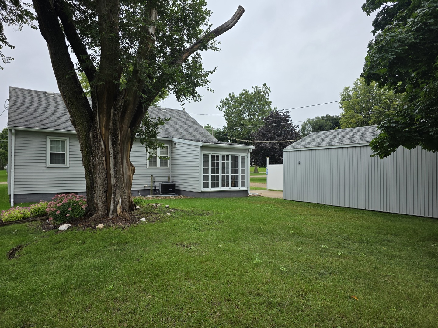 12765715 Property Photo 12