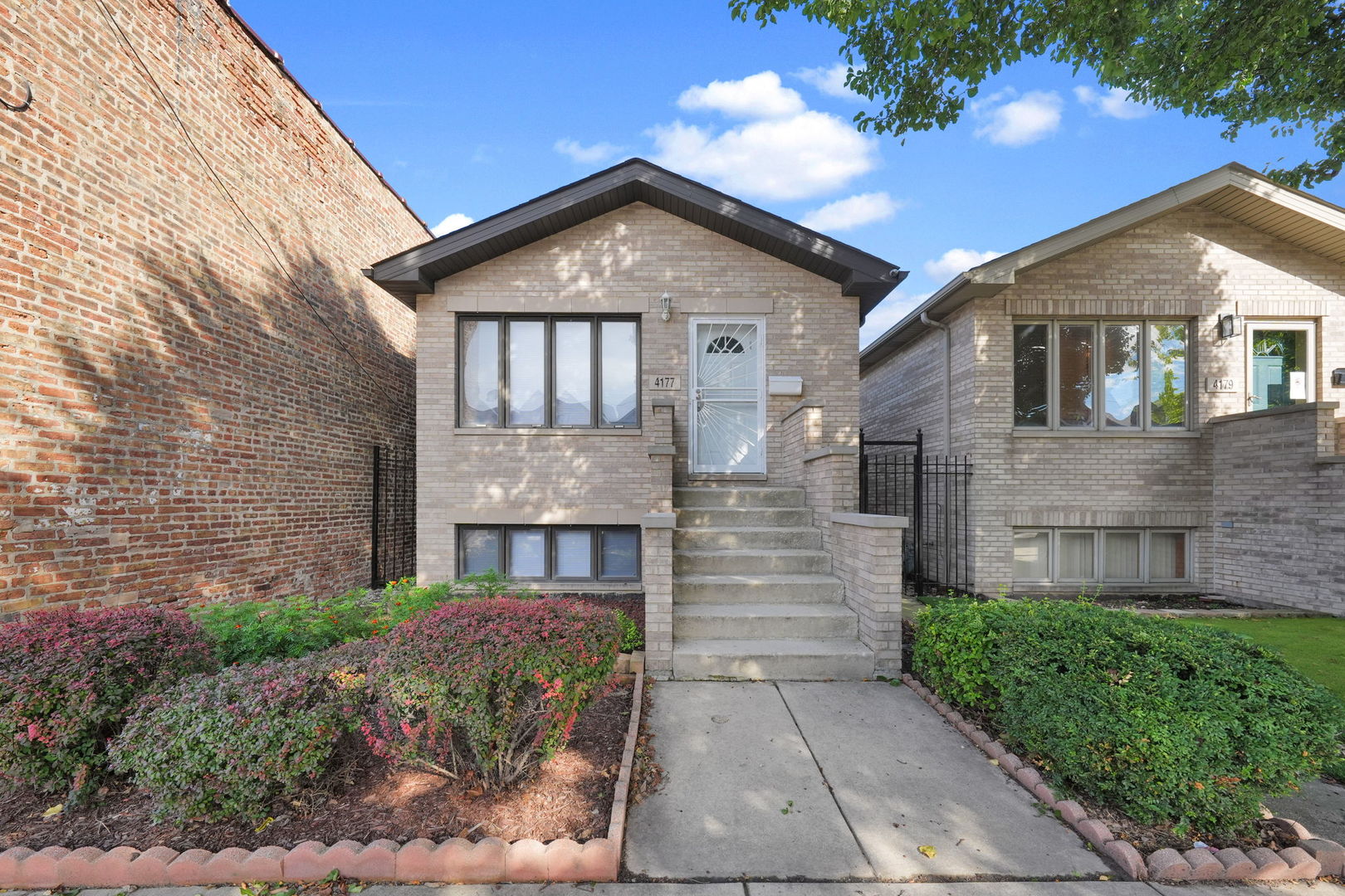 4177 S Emerald Avenue Property Photo 1