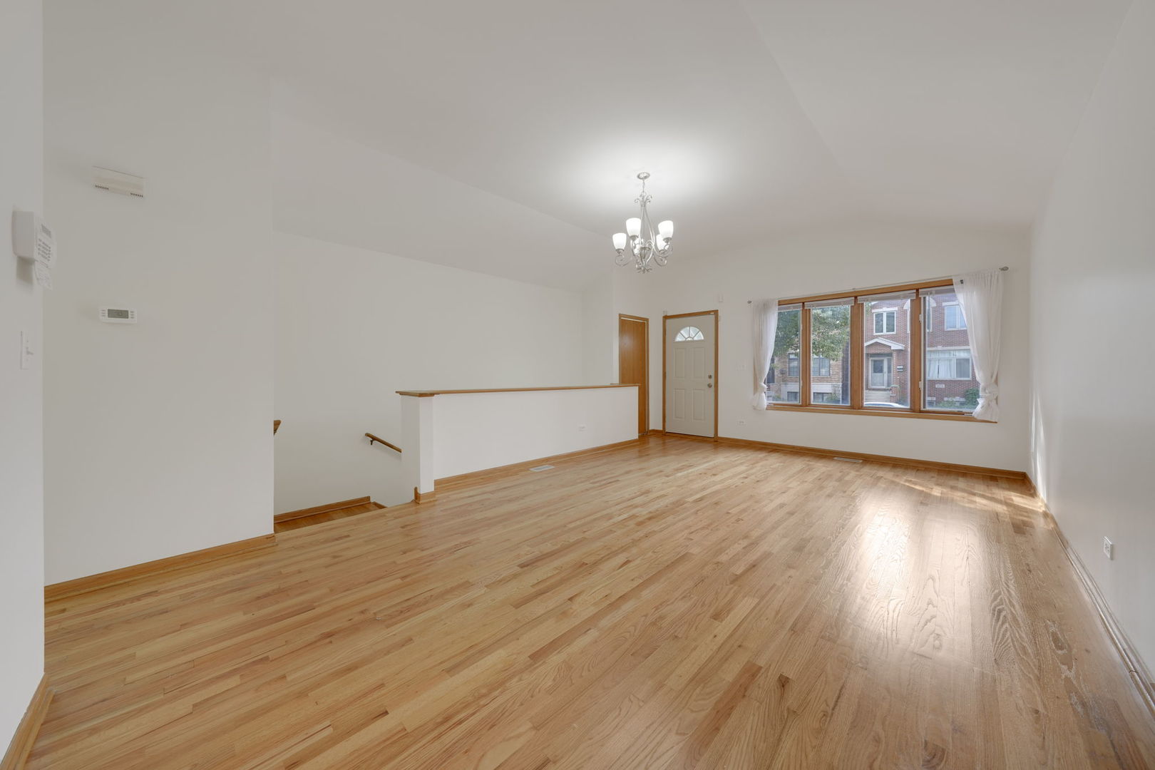 4177 S Emerald Avenue Property Photo 3