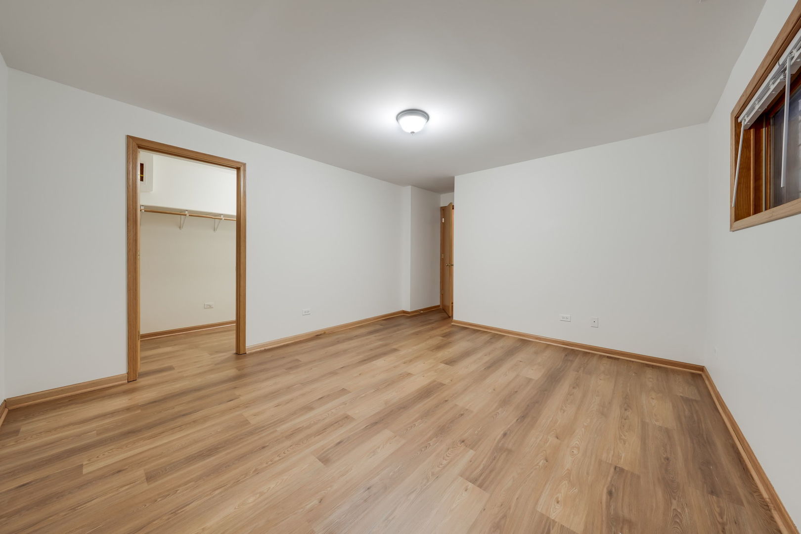 4177 S Emerald Avenue Property Photo 26