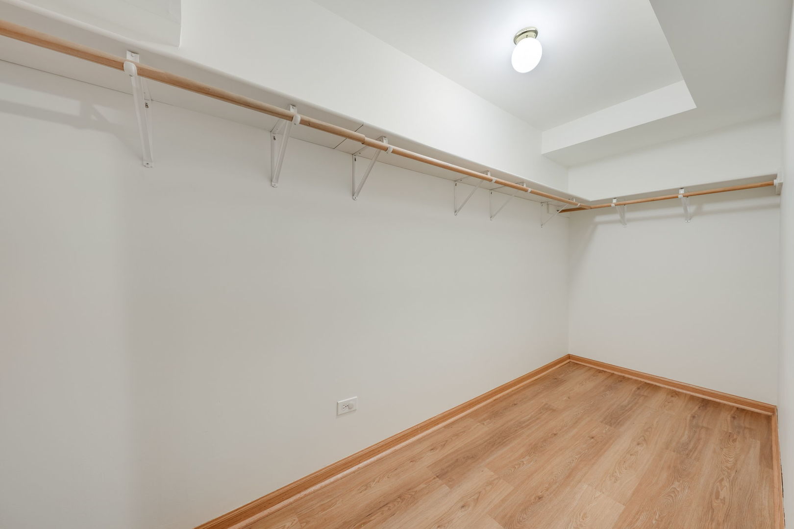 4177 S Emerald Avenue Property Photo 27