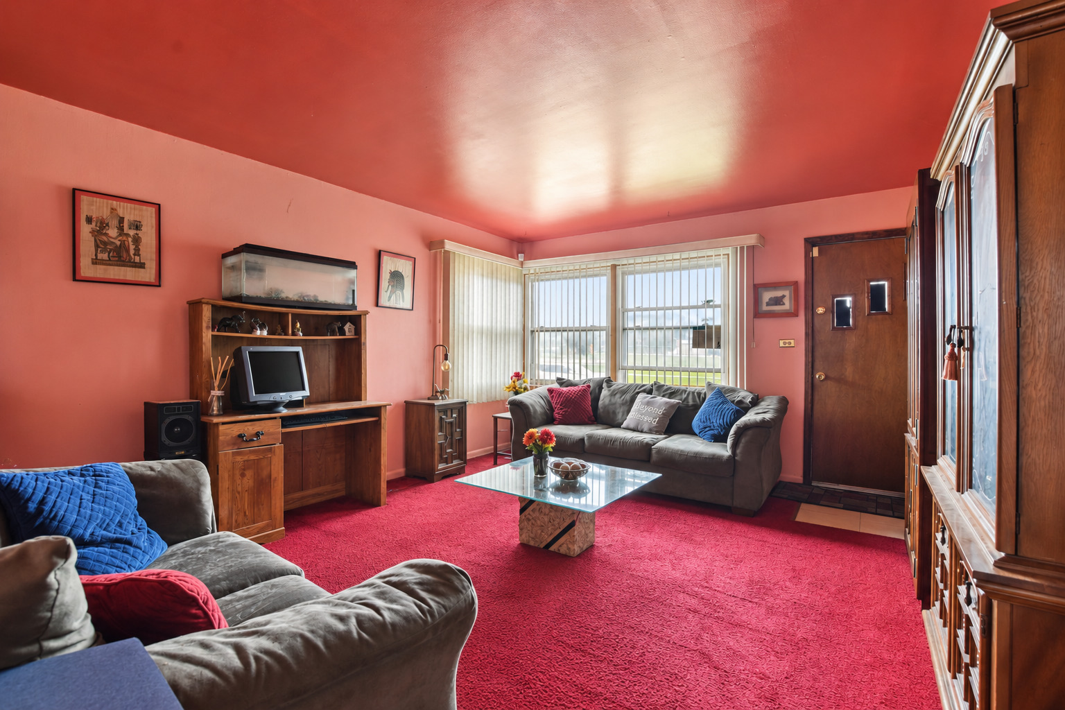 16028 Richmond Avenue Property Photo 4
