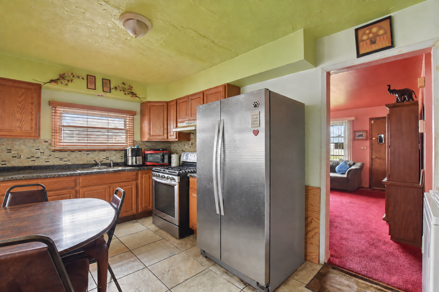 16028 Richmond Avenue Property Photo 5