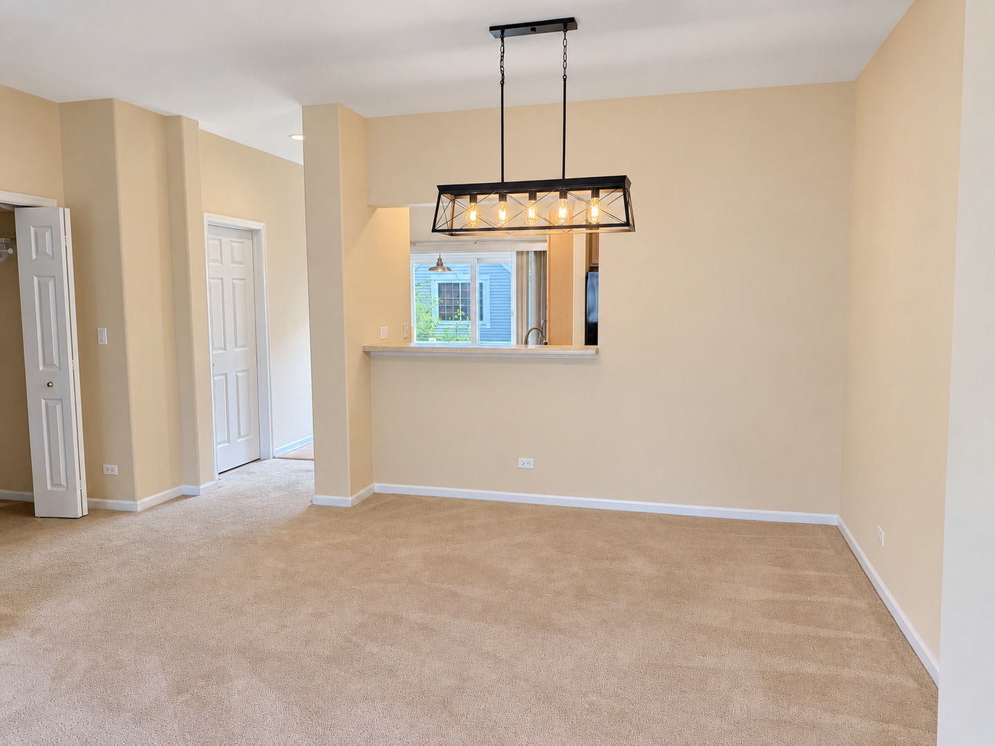 1802 Whirlaway Court Property Photo 6