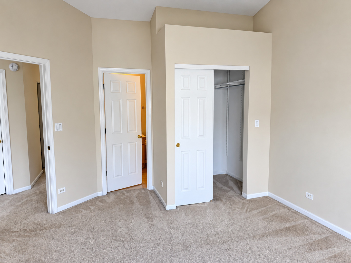 1802 Whirlaway Court Property Photo 11