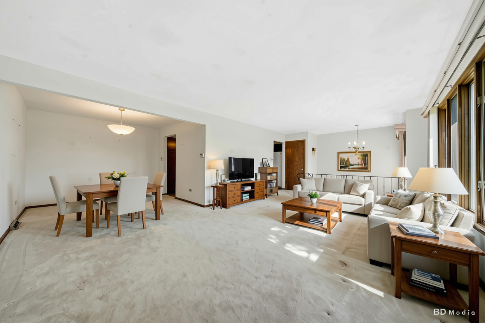 15417 Aster Street Property Photo 6
