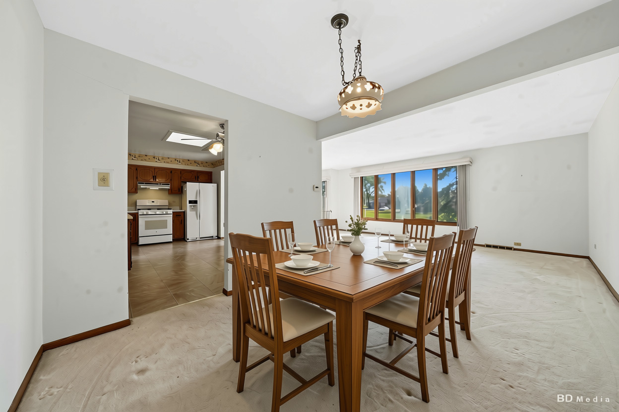 15417 Aster Street Property Photo 9